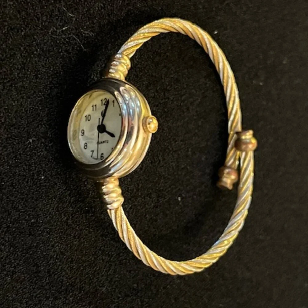 CHARMING CHARLIE | Two-tone Stretch Bangle Watch-NEW Battery-EUC